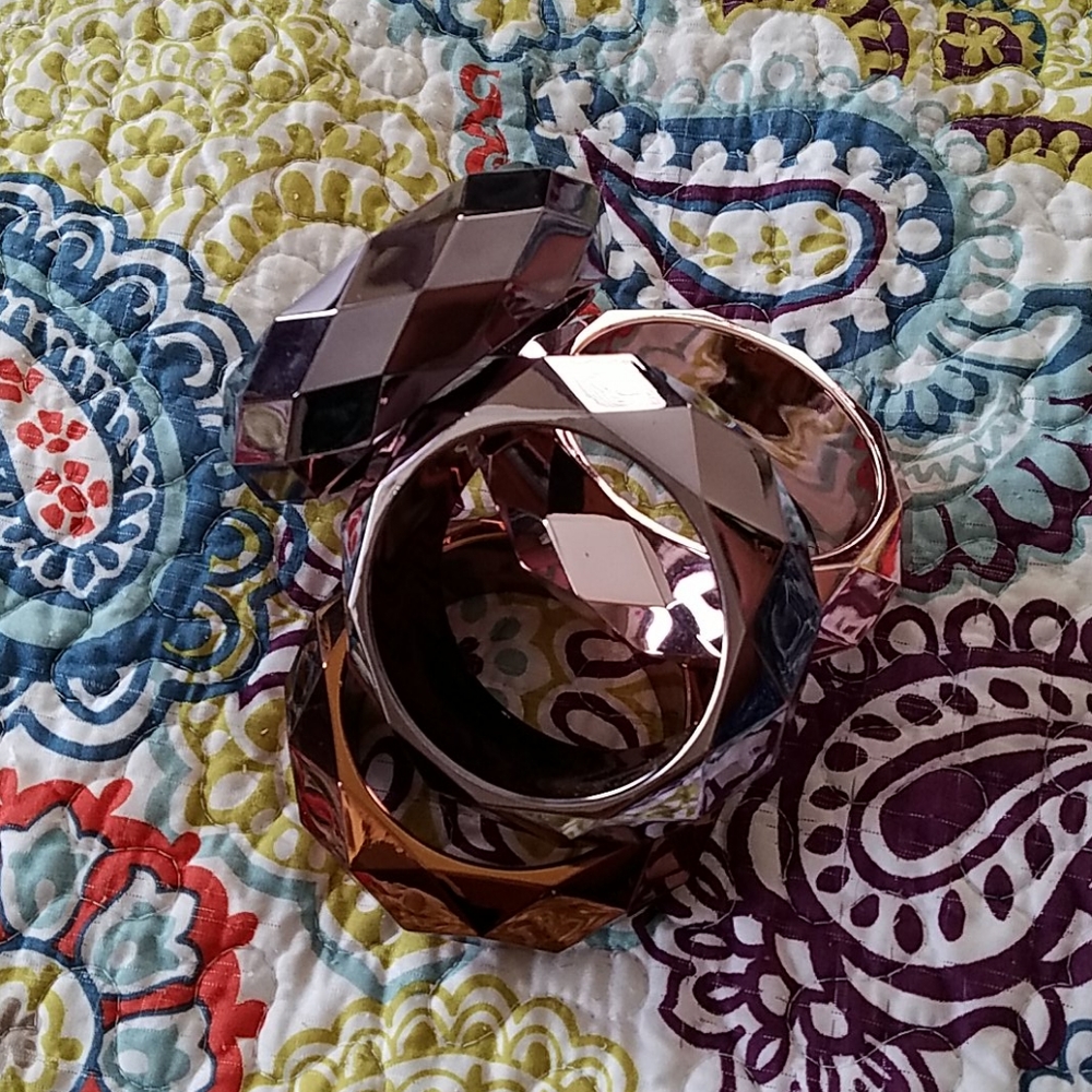 💥3 for $15💥 Geometric bangles - Picture 9 of 12